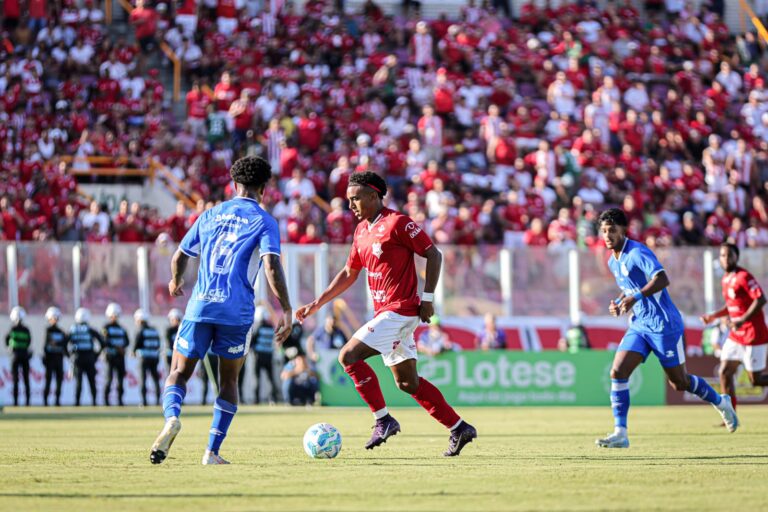 Confiança e Sergipe empatam na final do Sergipão SuperBet