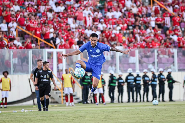 Confiança e Sergipe empatam na final do Sergipão SuperBet