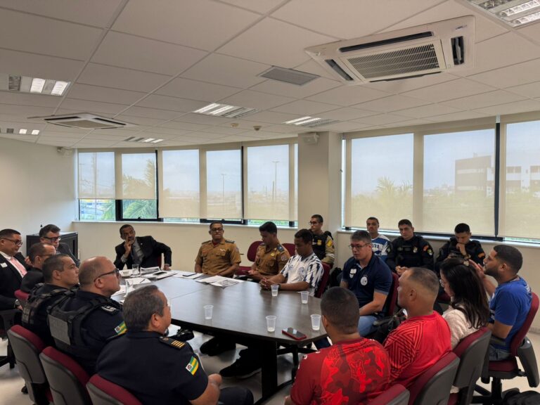 FSF participa de reunião com MP, órgãos de segurança e torcidas organizadas